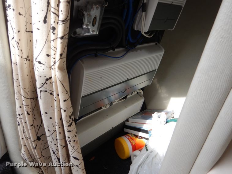 image for item HE9579 1997 Baja Outlaw  boat