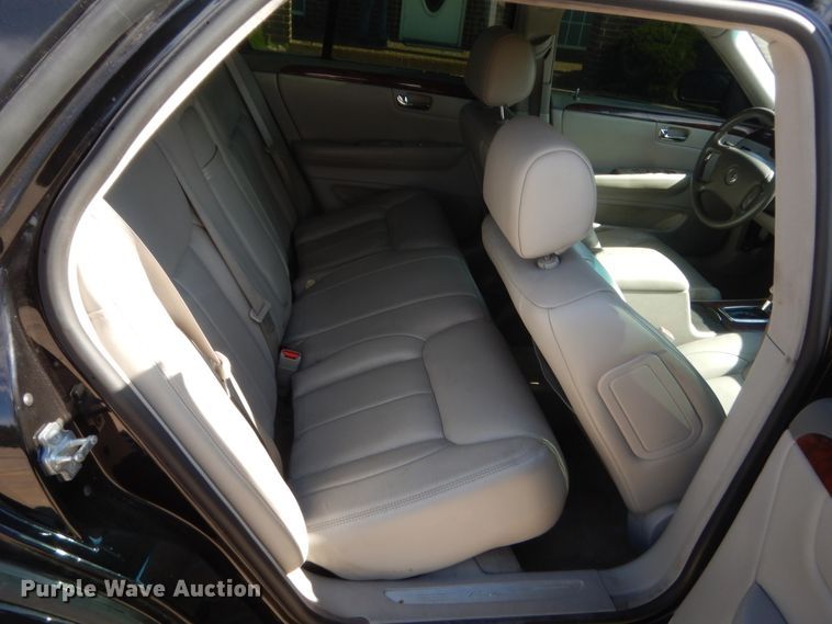 image for item HG9729 2007 Cadillac DTS