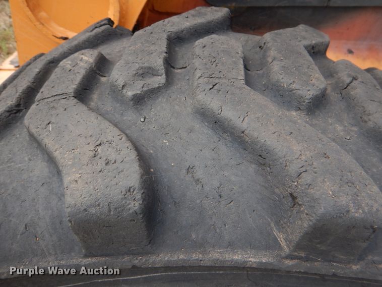 image for item HL9447 2005 Case 85XT  skid steer loader