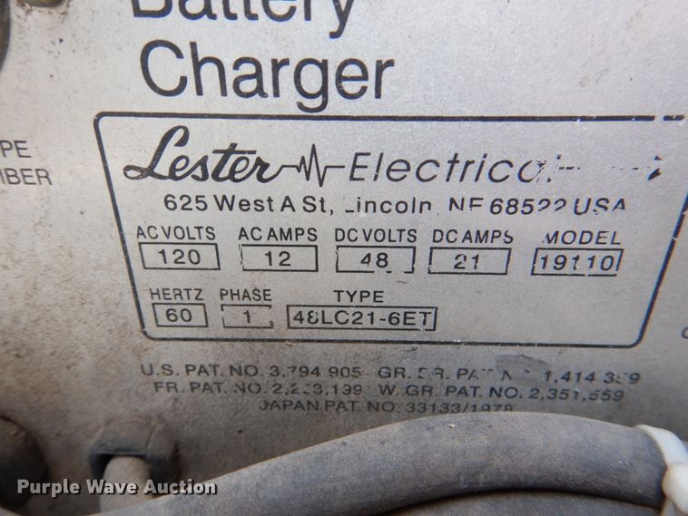 image for item HL9456 1999 Grove AMZ51E  boom lift