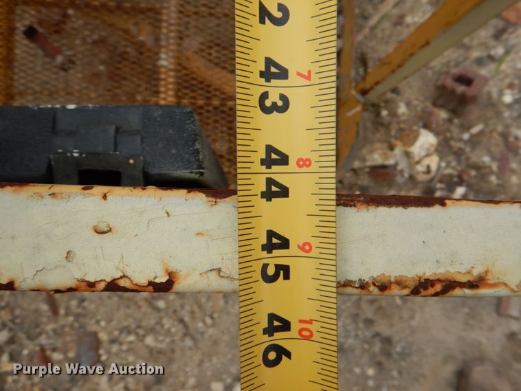 image for item HL9456 1999 Grove AMZ51E  boom lift