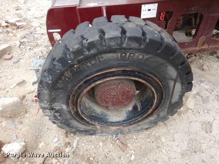 image for item HL9456 1999 Grove AMZ51E  boom lift