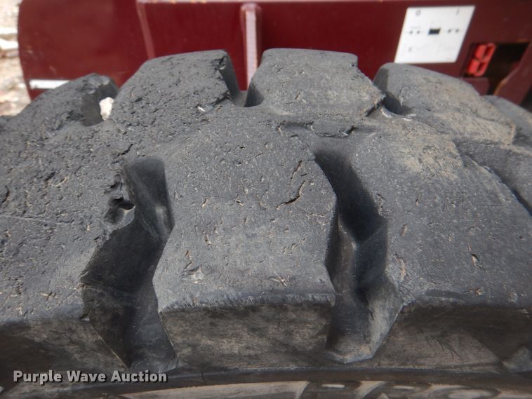 image for item HL9456 1999 Grove AMZ51E  boom lift