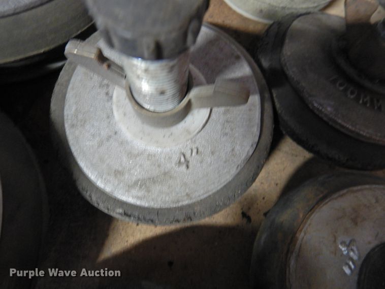 image for item HN9189 Mechanical foreman pipe plugs