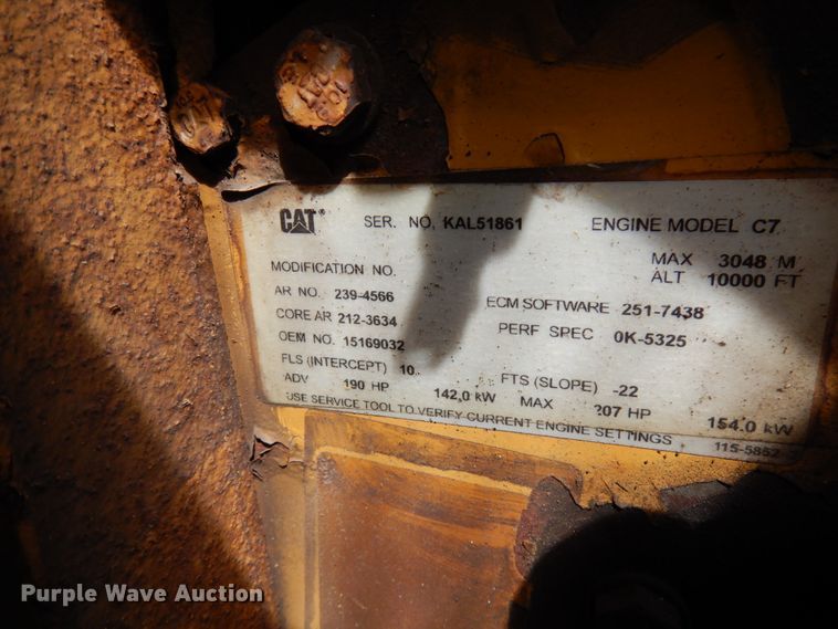 image for item HR9249 2004 GMC C7500  forestry bucket truck