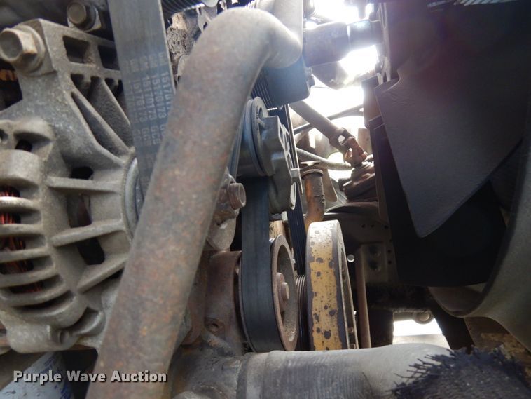 image for item HR9249 2004 GMC C7500  forestry bucket truck