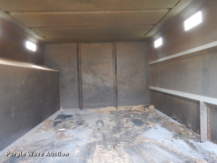 image for item HR9249 2004 GMC C7500  forestry bucket truck