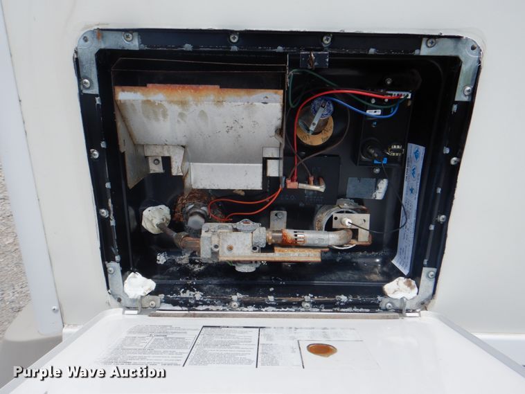 image for item HX9249 2002 Winnebago Sightseer  RV