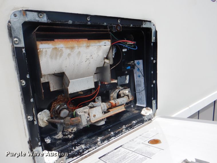 image for item HX9249 2002 Winnebago Sightseer  RV