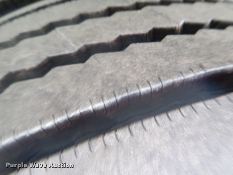 image for item HX9249 2002 Winnebago Sightseer  RV