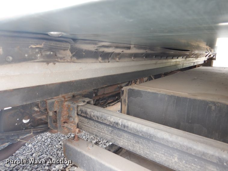 image for item HX9249 2002 Winnebago Sightseer  RV