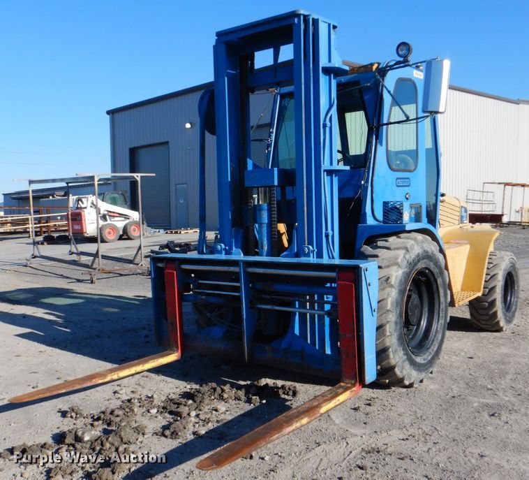 image for item IA9746 2006 Omega-lift 2215-8  forklift