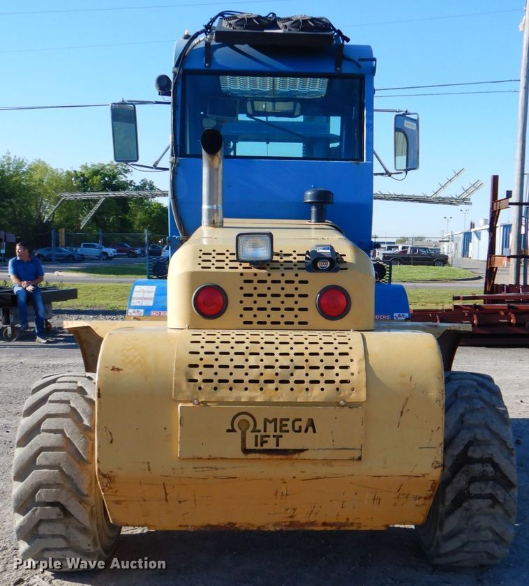 image for item IA9746 2006 Omega-lift 2215-8  forklift