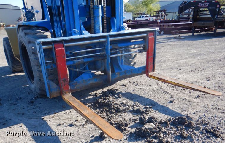 image for item IA9746 2006 Omega-lift 2215-8  forklift