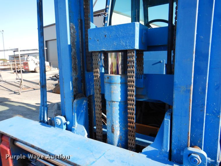 image for item IA9746 2006 Omega-lift 2215-8  forklift