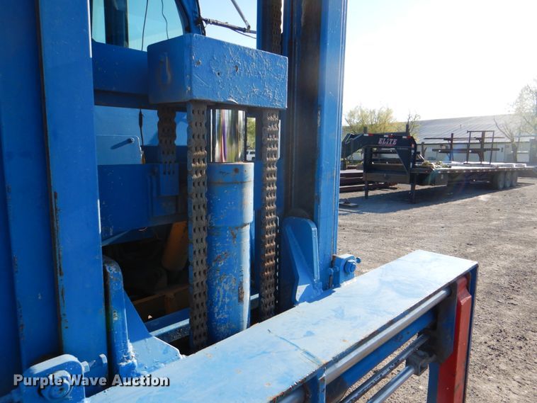 image for item IA9746 2006 Omega-lift 2215-8  forklift