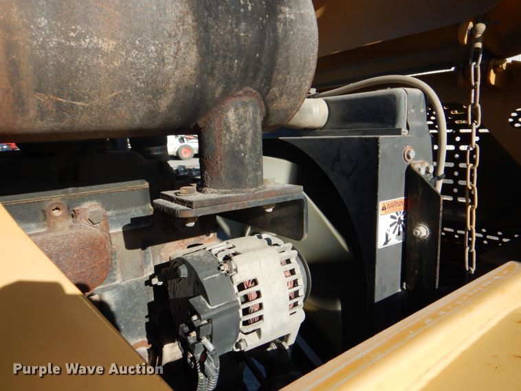 image for item IA9746 2006 Omega-lift 2215-8  forklift