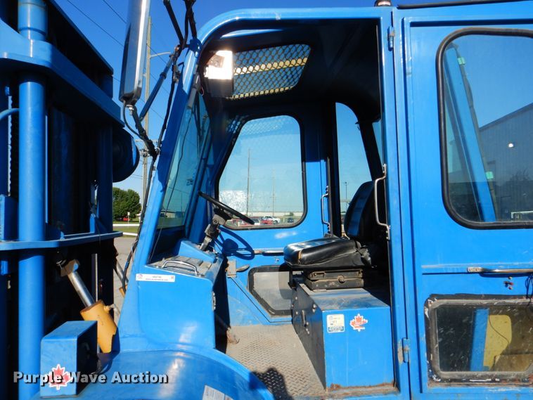 image for item IA9746 2006 Omega-lift 2215-8  forklift