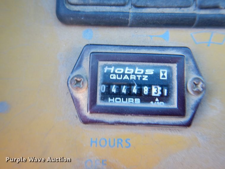 image for item IA9746 2006 Omega-lift 2215-8  forklift