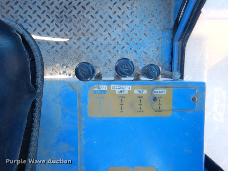 image for item IA9746 2006 Omega-lift 2215-8  forklift