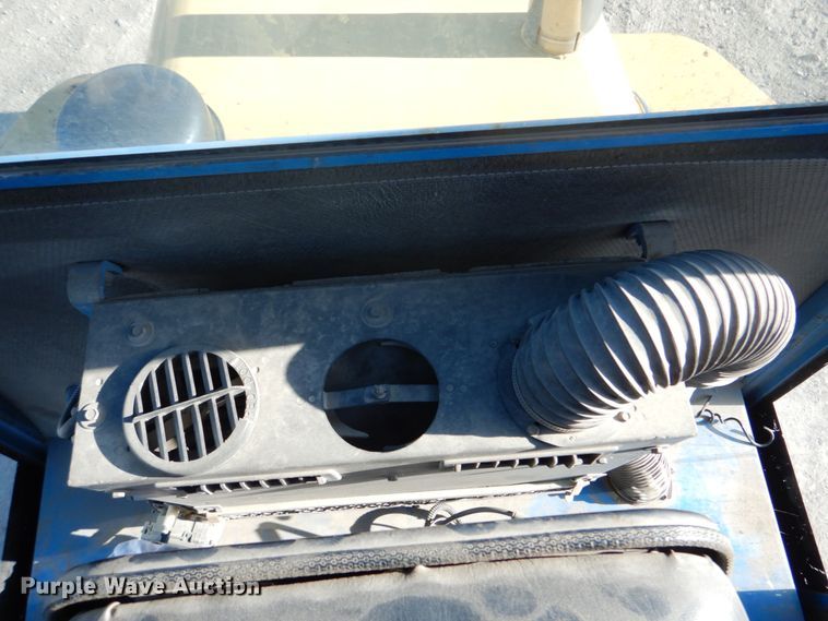 image for item IA9746 2006 Omega-lift 2215-8  forklift