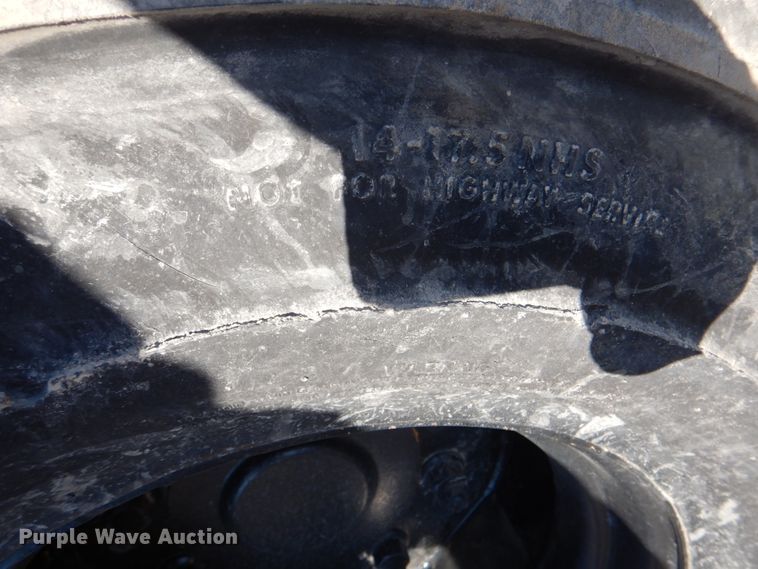 image for item IA9746 2006 Omega-lift 2215-8  forklift