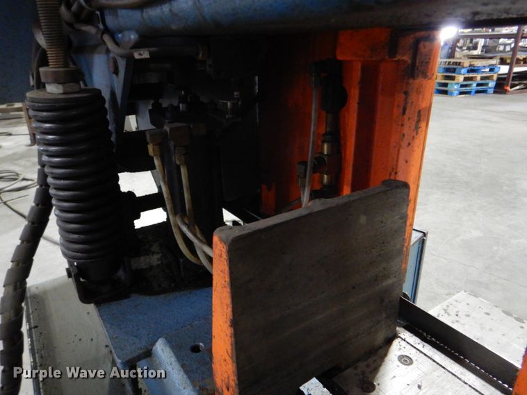 image for item IA9747 2011 Scotchman  band saw