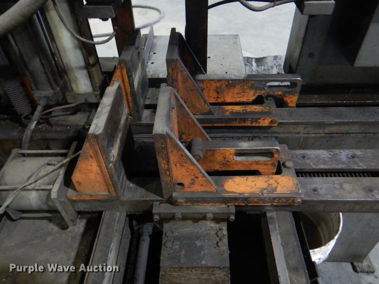 image for item IA9752 HE&M H90A-B/F  band saw