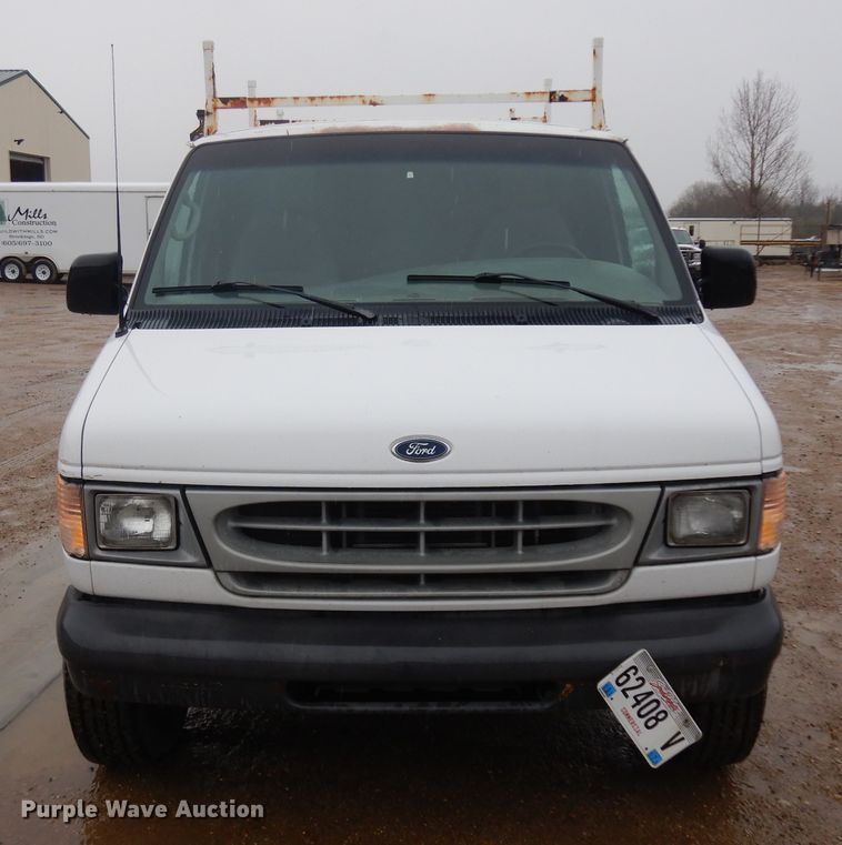 image for item ID9791 2002 Ford Econoline E250  van