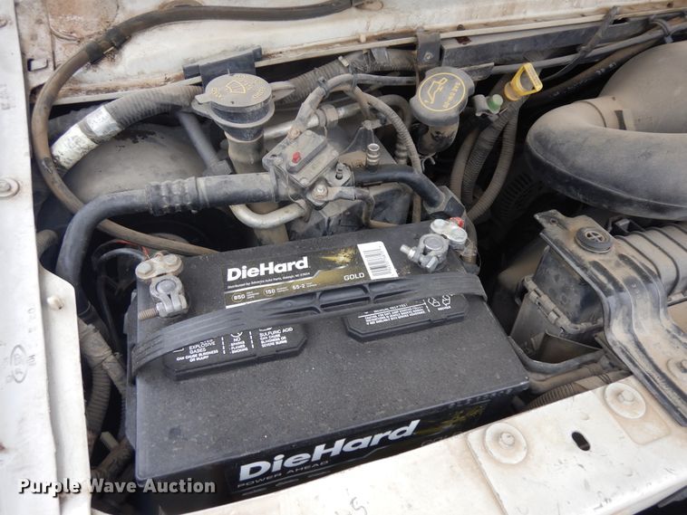 image for item ID9791 2002 Ford Econoline E250  van