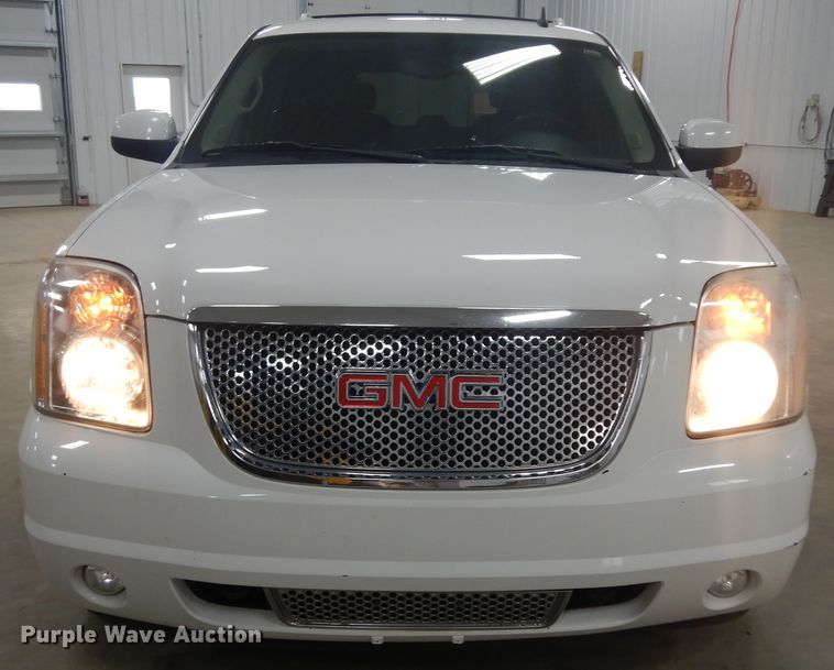 image for item ID9793 2009 GMC Yukon Denali  SUV
