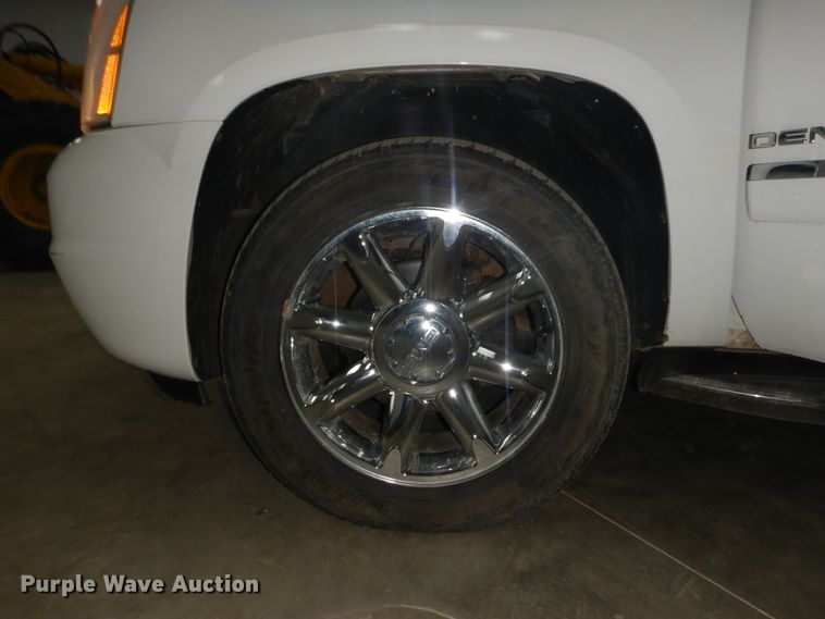 image for item ID9793 2009 GMC Yukon Denali  SUV