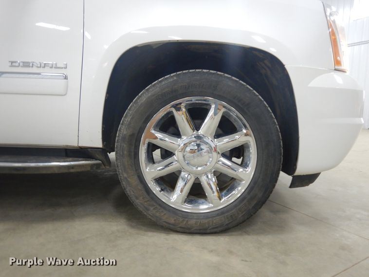 image for item ID9793 2009 GMC Yukon Denali  SUV