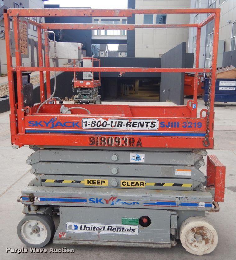 image for item IH9259 2012 Skyjack SJIII 3219  scissor lift