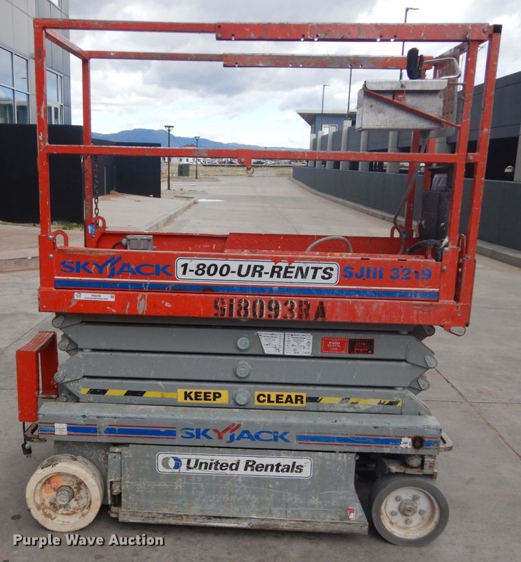 image for item IH9259 2012 Skyjack SJIII 3219  scissor lift