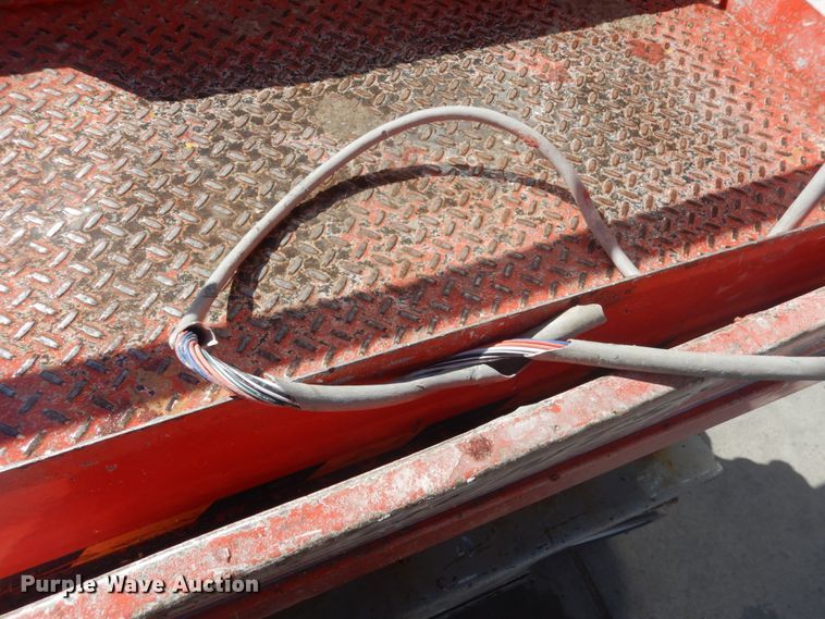 image for item IH9260 2012 Skyjack SJIII 3219  scissor lift