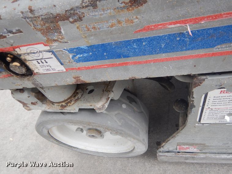 image for item IH9261 2012 Skyjack SJIII 3219  scissor lift