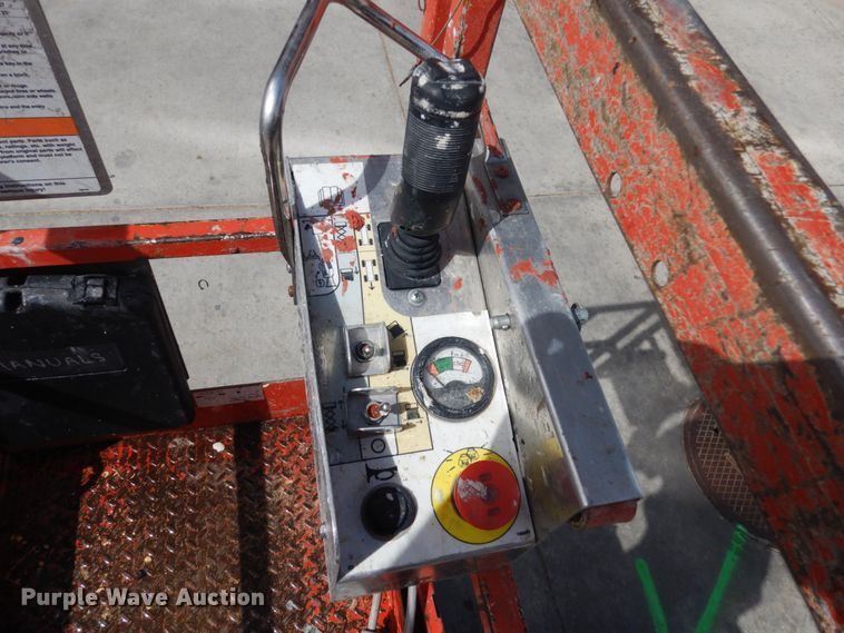 image for item IH9262 2012 Skyjack SJIII 3219  scissor lift