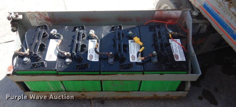 image for item IH9262 2012 Skyjack SJIII 3219  scissor lift