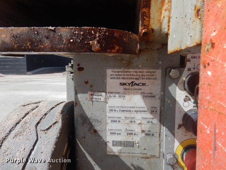 image for item IH9262 2012 Skyjack SJIII 3219  scissor lift