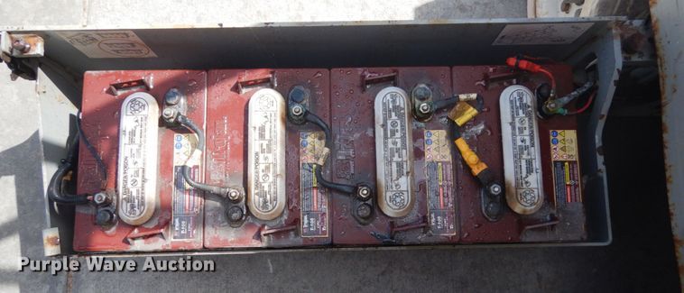 image for item IH9263 2012 Skyjack SJIII 3219  scissor lift