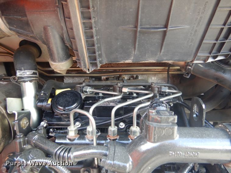 image for item IH9264 2014 Bobcat S450  skid steer loader