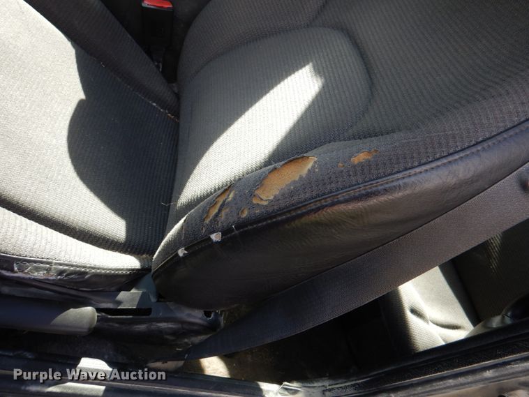 image for item II9860 2001 Saturn SC