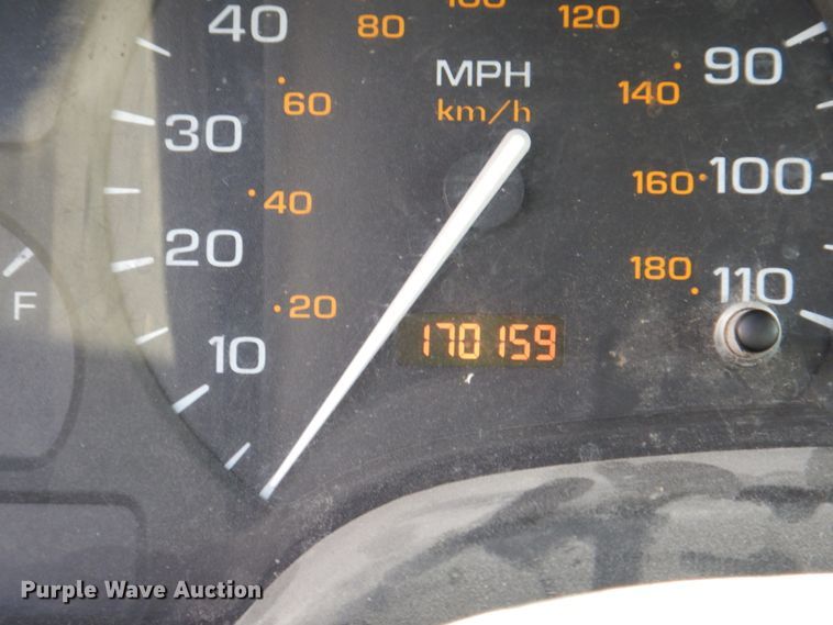 image for item II9860 2001 Saturn SC