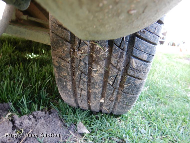 image for item II9860 2001 Saturn SC