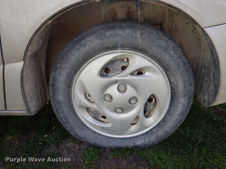 image for item II9860 2001 Saturn SC