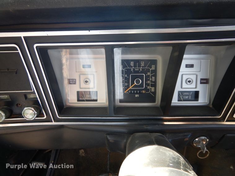 image for item IL9301 1979 Ford F150  pickup truck