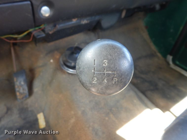 image for item IL9301 1979 Ford F150  pickup truck