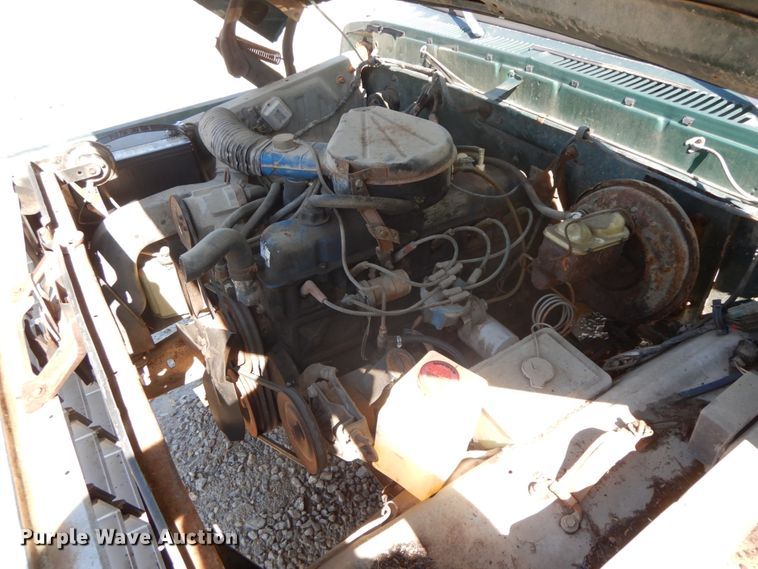 image for item IL9301 1979 Ford F150  pickup truck