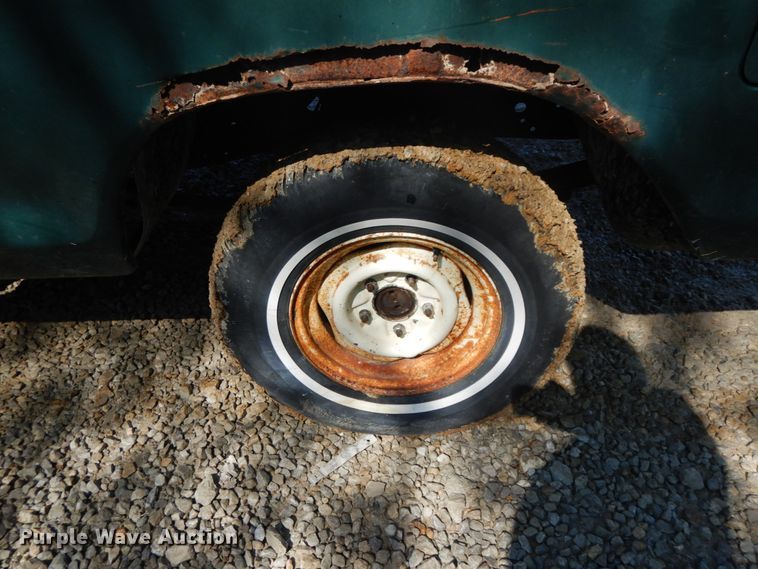 image for item IL9301 1979 Ford F150  pickup truck